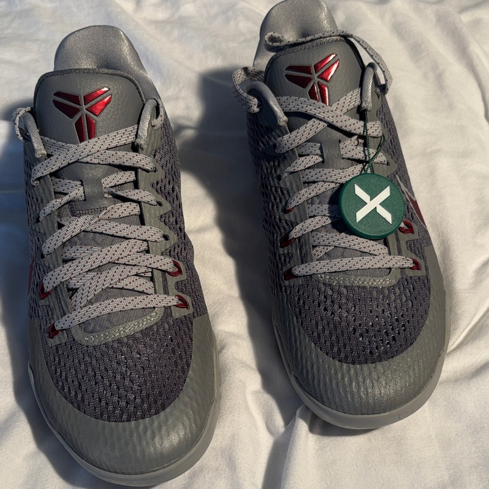 Kobe 11 Lower Merion Size 10.5